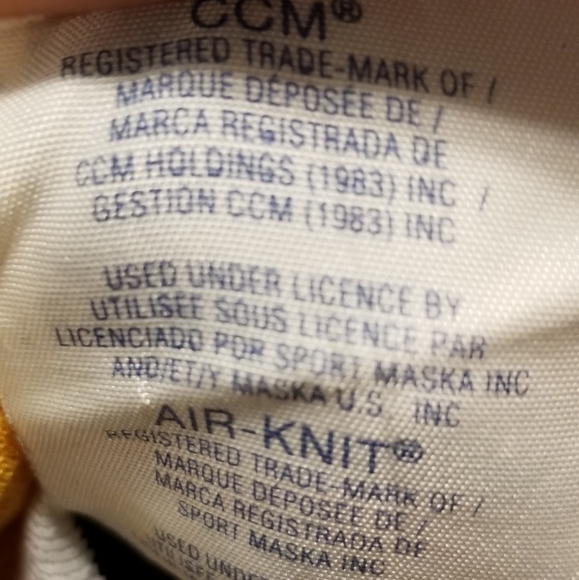 Vintage 1983 Rare CCM MA BELL  Bruins Jersey Mens Blacks Yellow Bear L - Picture 10 of 10